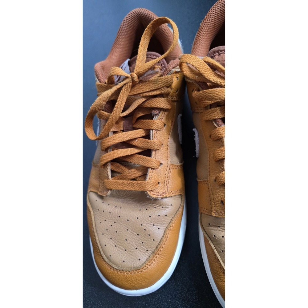 NIKE Dunk Low Retro SE Monarch Light Orewood Brown Orange HJ9121 815 Men 9.5 EUC - Picture 4 of 7